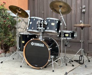 Yamaha Black Drum Set with Zildjian Cymbals and Hardware