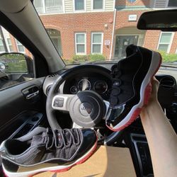 JORDAN 11 LOW BRED BRAND NEW SIZE 11
