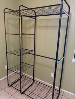 Clothing rack