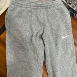 Nike Joggers Sz M