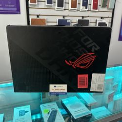 ASUS ROG Strix G15 15.6'' (512 SSD, AMD Ryzen 7 6800H, RTX 3050, 16GB RAM)