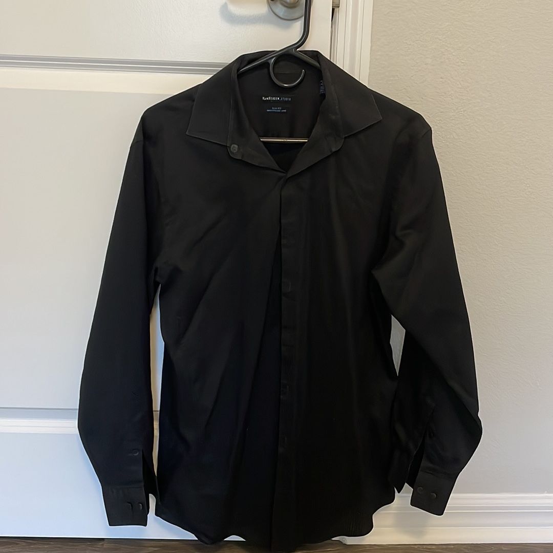 green emerald velvet dress Amazon.com: Van Heusen mens Slim Fit Ultra Wrinkle Free Flex Collar Stretch Dress  Shirt, Black, 13 -13.5 Neck 32 -33 Sleeve US : Clothing, Shoes & Jewelry