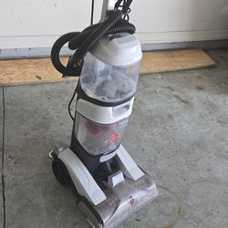 Hoover Rug CARPEY STEAMER. USED ONCE