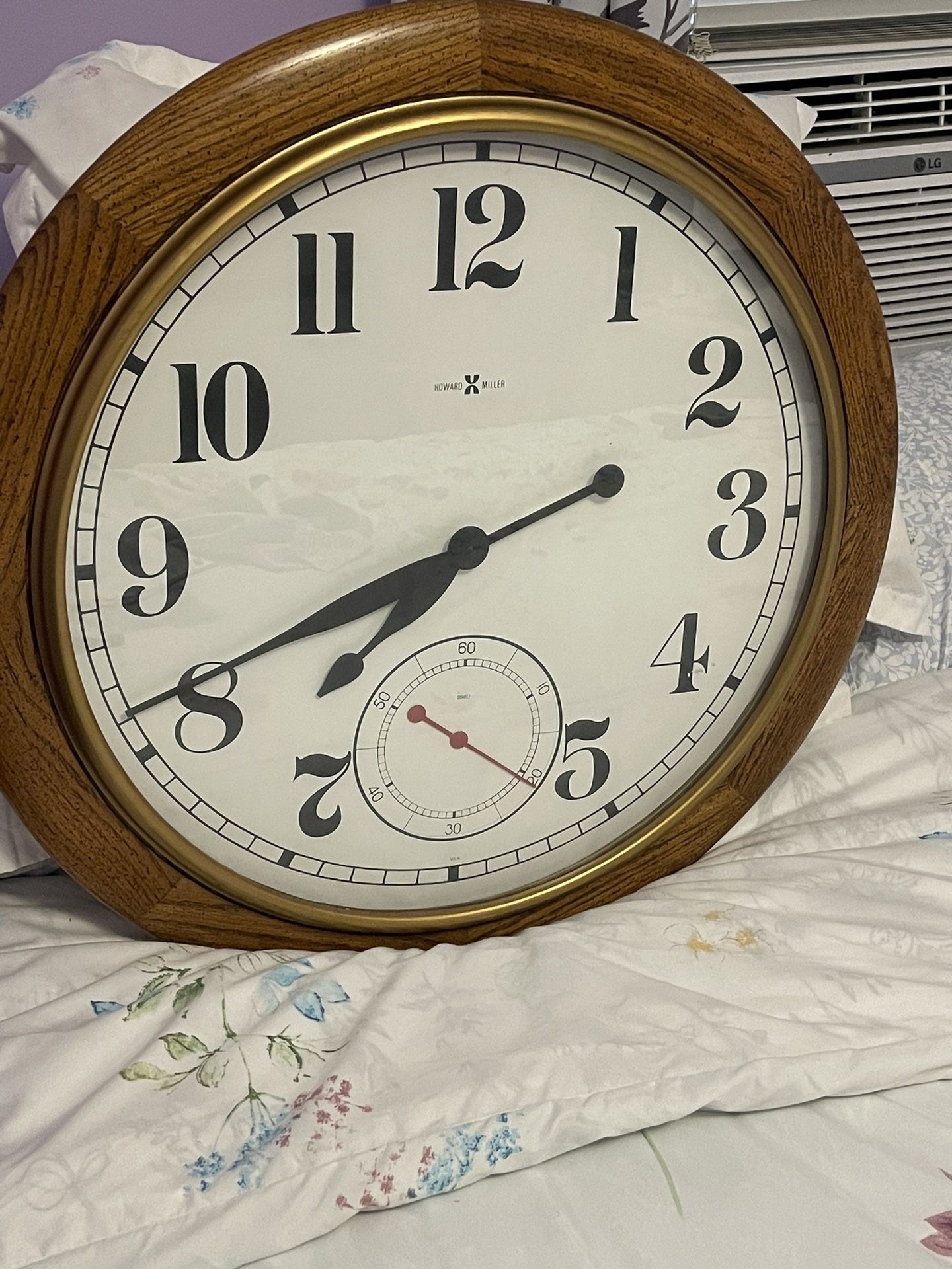 Howard Miller Clock 622-757 Wall Clock (not Working) Vintage for
