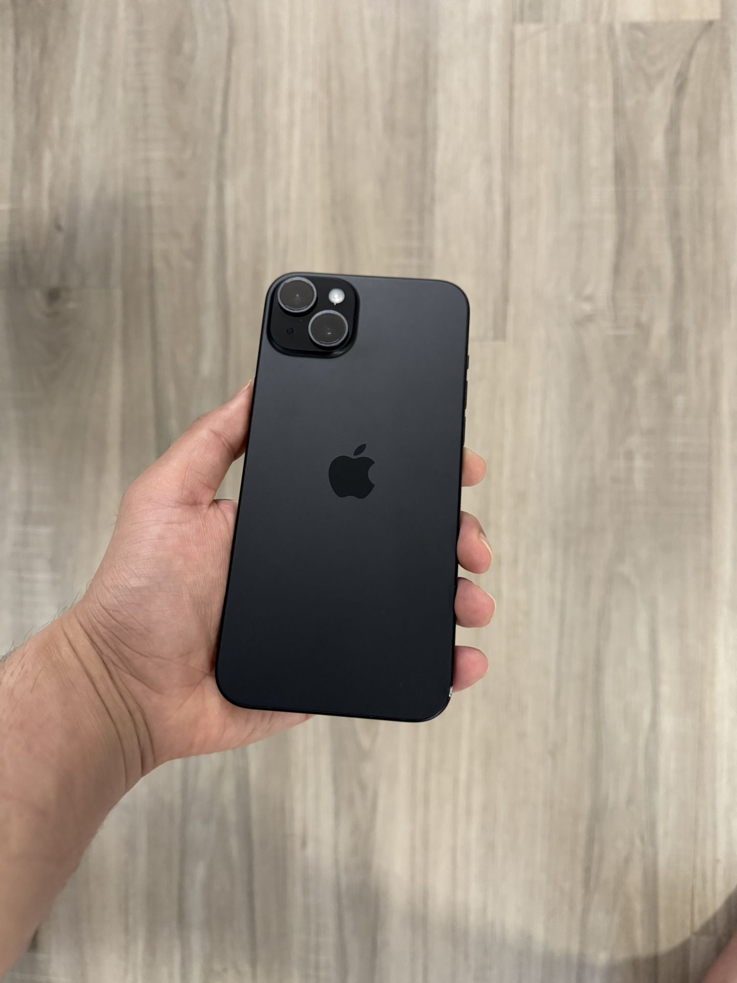Unlocked iPhone 15 PLUS (NEW)