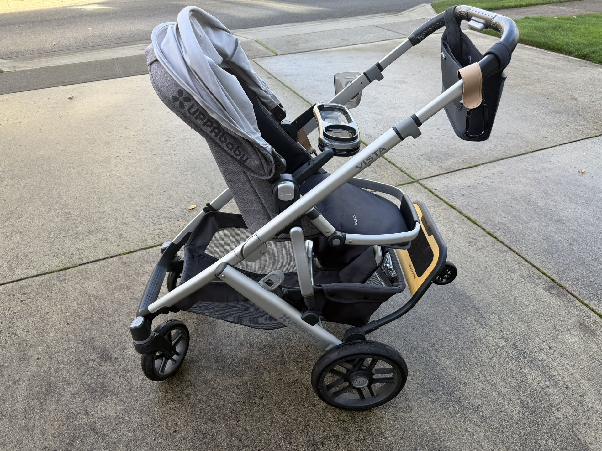 Uppababy Vista Stroller and accessories