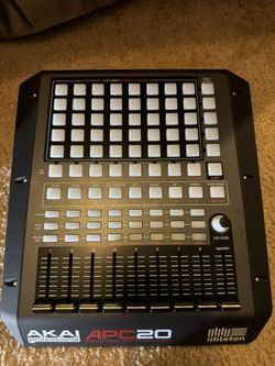 AKAI APC 20