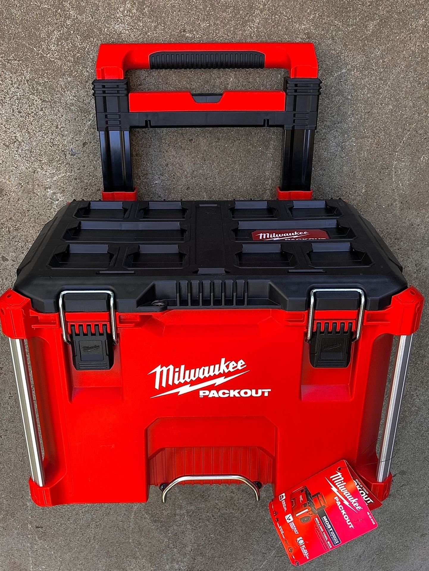 New Milwaukee PACKOUT 22” Rolling Tool Box