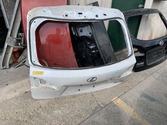 2010-2015 lexus RX350 / RX450 liftgate shell $400