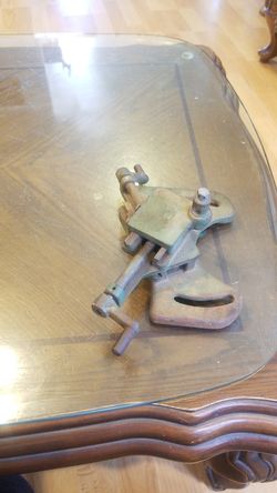 It's a tool I don't know the name