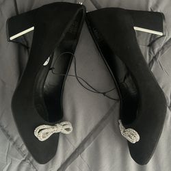 Jones New York Black Heel Bow