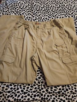 5.11 TACTICAL MAN CARGO PANTS 32x34