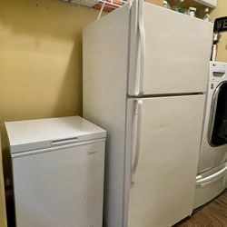 Whirlpool Fridge, White, 14 Cu Ft. Clean! 