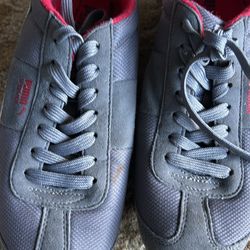 Puma Tennis Shoe Size 51/2 Fits Like 61/2