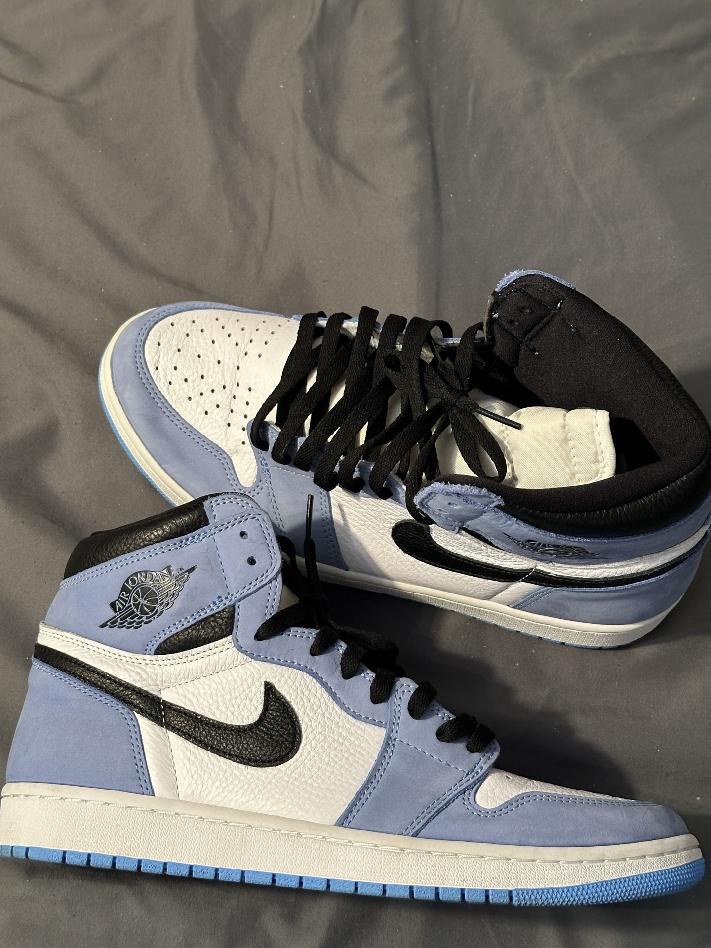 Jordan 1 University Blue 