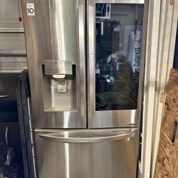 Lg French Door Refrigerator 