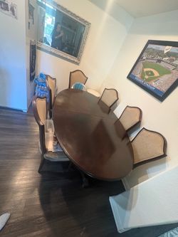 Dinning table & chairs