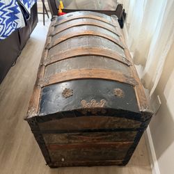 Antique Trunk 