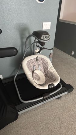 Graco baby swing