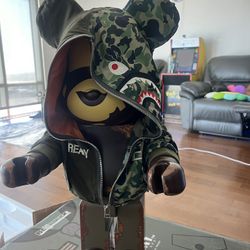 1,000% Bearbrick Bape