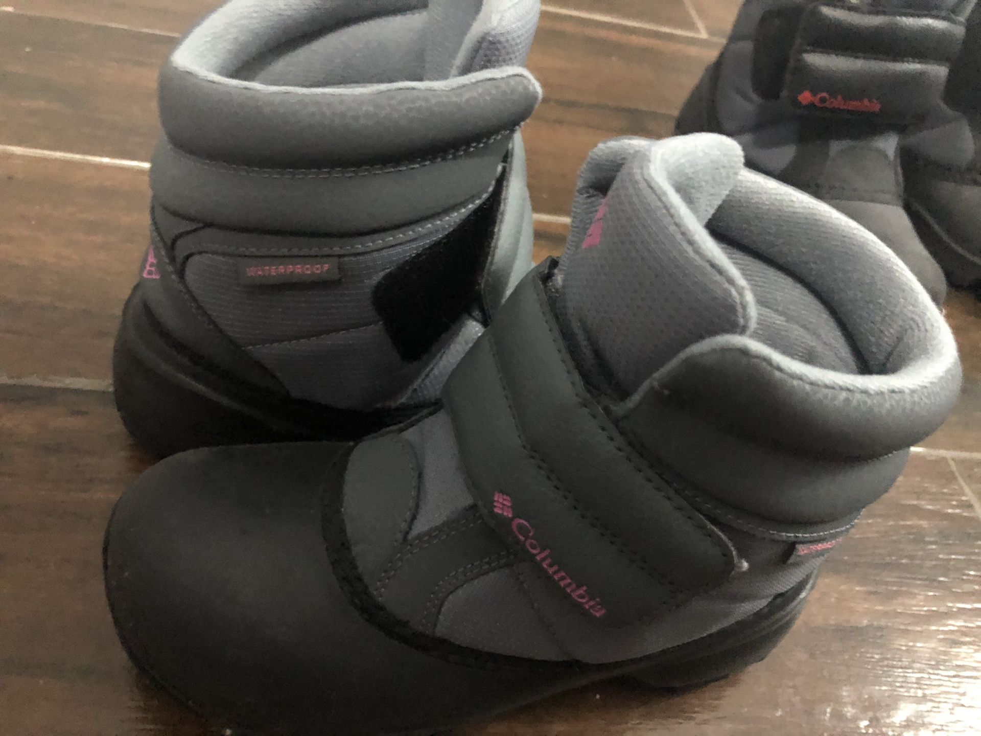 Size 2 Girls Columbia Winter Boots $25