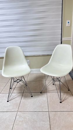Wairfar Set of 2 White Shell Chairs with Eiffel Legs - Lunara White Dining Chair with Chrome Eiffel Base