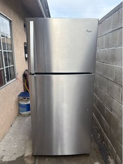 Whirlpool refrigerator
