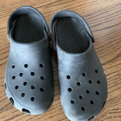 Crocs Size 8 Youth