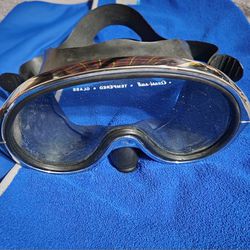 Vintage Super Pinocchio Scuba Mask Breveltato Swimming Goggles “CRESSI” Italy