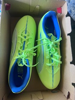 Puma Ultra 5 Play FG/AG Soccer Cleats Mens 11