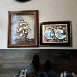 Desk Displays - Map and Boat