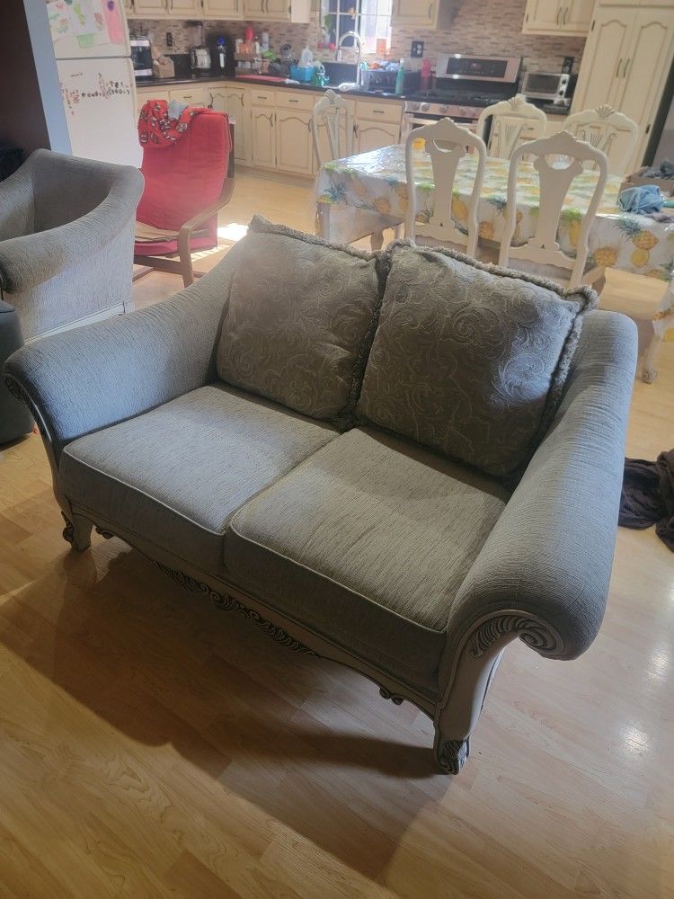 2 Peice Furniture Set