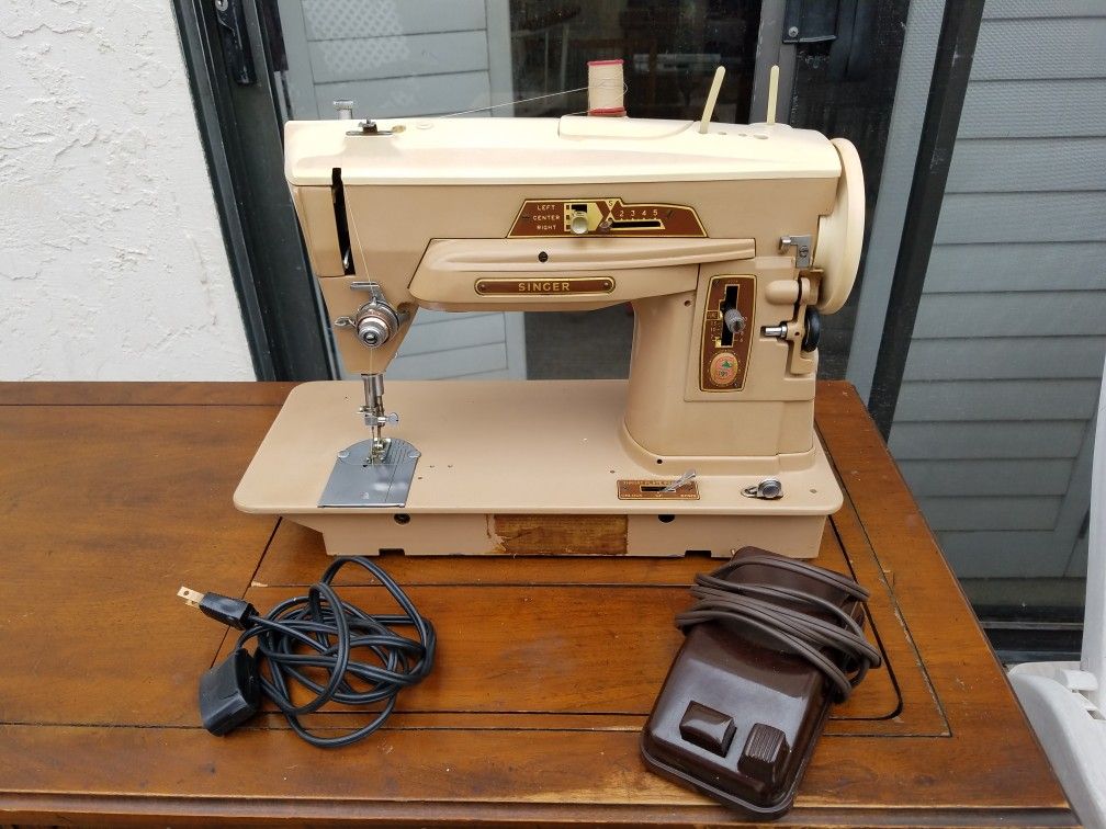 Foldable sewing table for Sale in Lake Elsinore, CA - OfferUp