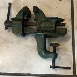 Bench Vise 