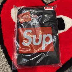 Supreme Tank Tops