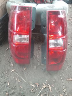 2008 Tahoe taillights