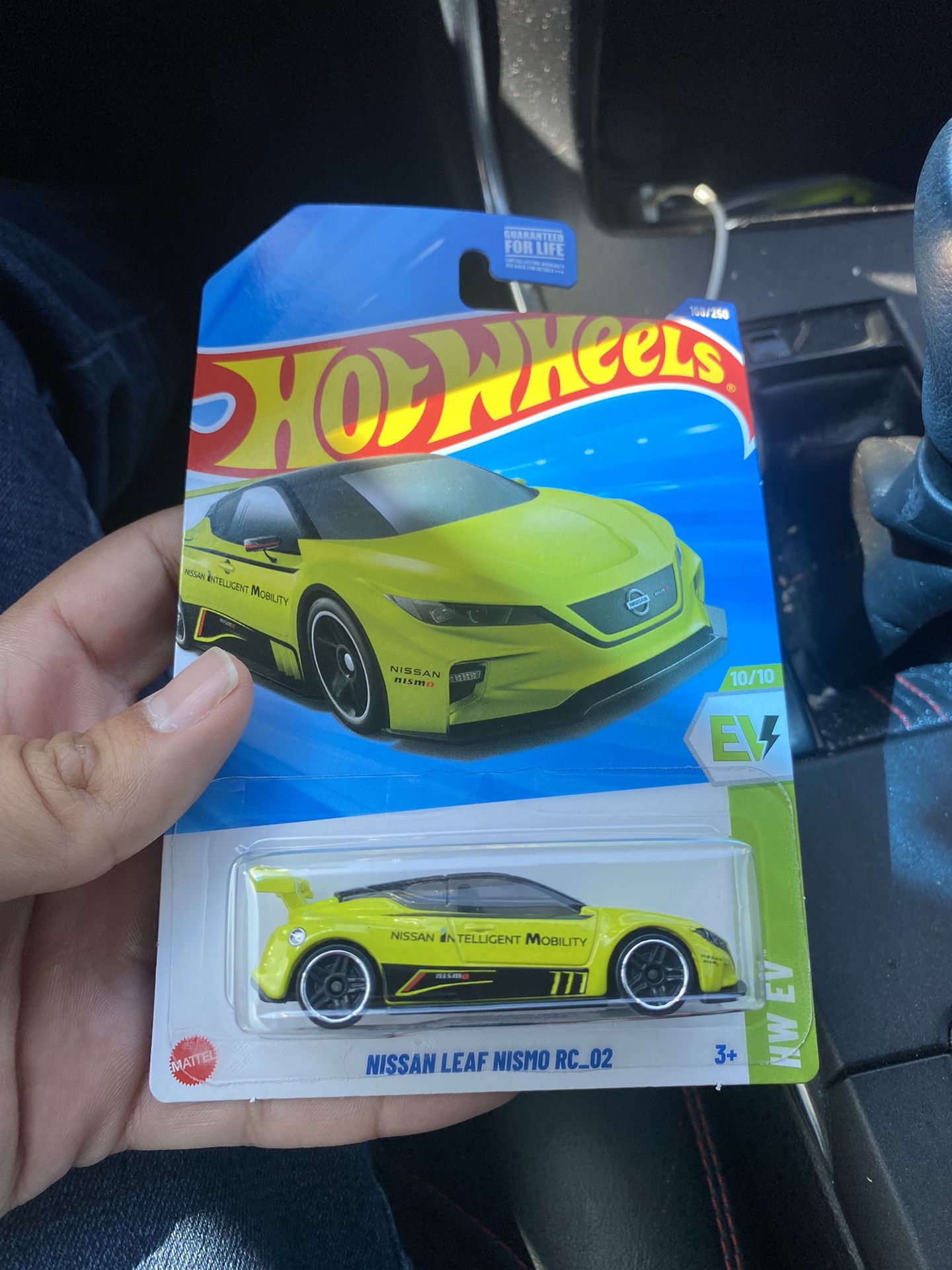 Hit Wheels Nissan Leaf Nismo Treasure Hunt