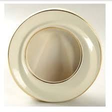 NIB Lenox Cream & Gold Memorable Picture Frame in Box 24K Gold Trim 5.25” Round