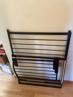 (FREE) Baby / pet gate