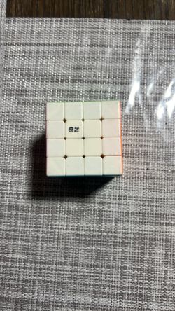 QiYi 4x4x4 speed cube