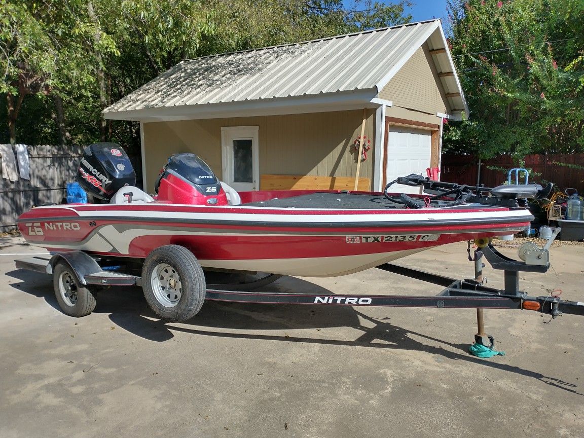 2015 Nitro Z6 Bass Boat