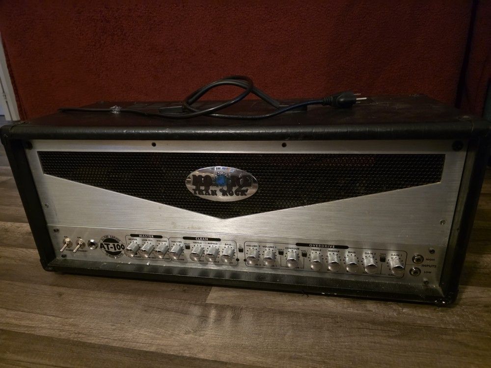 B-52 At 100 Amplifier