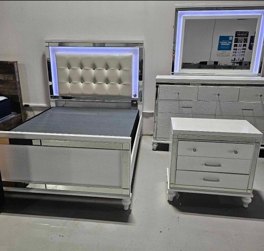 Valentino Bedroom Set, Furniture Bed Frame Nighstand Dresser Mirror 