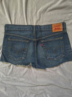 Levi's shoets