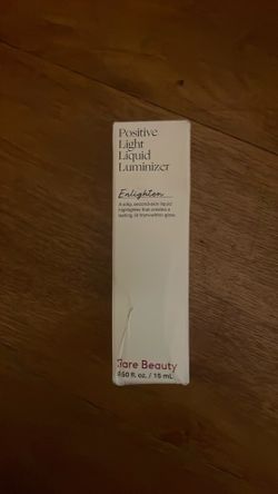 Rare Beauty Positive Light Liquid Luminizer- Enlighten