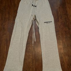 essentials light grey