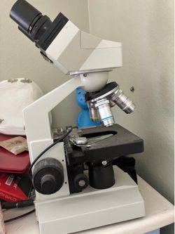 Microscope- working