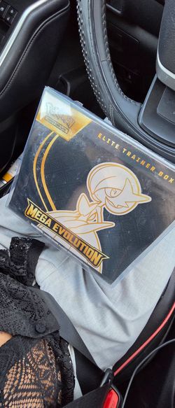 Pokemon Mega Evolution Elite Trainer Box