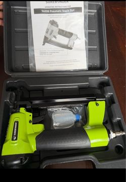 Pneumatic Staple Gun with Case