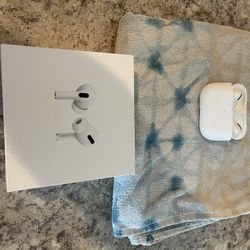 AirPods Pro With MagSafe Wireless Charging 